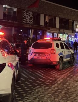 Kıraathanede Bı&ccedil;aklı Kavga Cinayetle Sonu&ccedil;landı