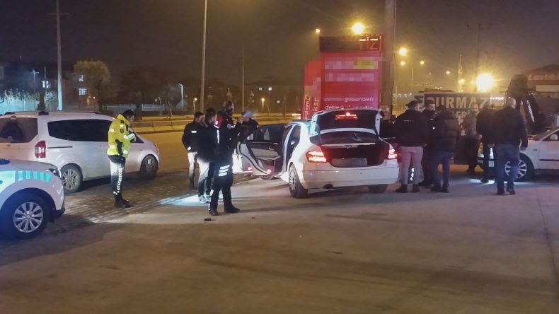 Kırıkkale'de İki Grup Arasında Kavga: 3 Yaralı