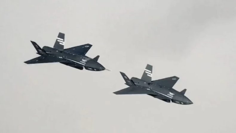 Kızılelma'dan Tarihi Bir Adım: Bayraktar Kızılelma ile Akıllı Filo Otonomisi ile Kol U&ccedil;uşu