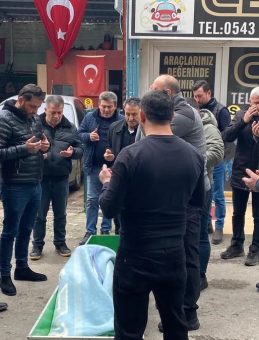 Kocaeli'de Hastaneden &Ccedil;ıkan Gırtlak Kanseri Hastası, Oto Yıkama D&uuml;kkanında &Ouml;l&uuml; Bulundu!