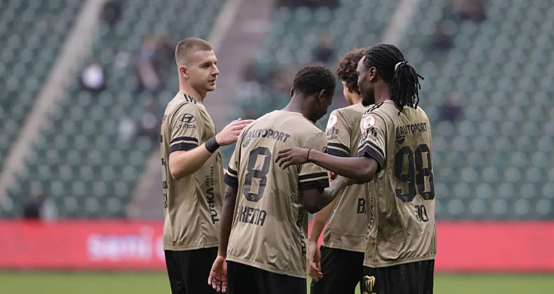 Kocaelispor, Erzurumspor FK'yi 3-1 ile ge&ccedil;meyi başardı!