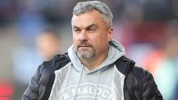 Komşu’yu yık, zirvede kal!