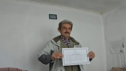 Liseyi 70 Yaşında Tamamlayan İkna Edici &Uuml;niversite Hedefi: "Yabancı Dil B&ouml;l&uuml;m&uuml; Se&ccedil;meyi Planlıyorum"