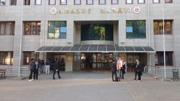 Manavgat Belediyesi Soruşturmasında Sanıklar Mahkeme &Ouml;n&uuml;nde