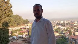 Manisa'da Kazada Yaralanmıştı: TIR'a &Ccedil;arpan Otomobil S&uuml;r&uuml;c&uuml;s&uuml; Kurtarılamadı!