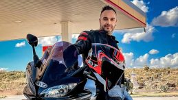 Manisa'da Korkun&ccedil; Kaza: Motosiklet Virajda Şarampole D&uuml;şt&uuml;, 43 Yaşındaki S&uuml;r&uuml;c&uuml; Hayatını Kaybetti