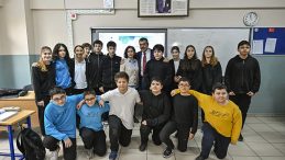 Milli Eğitim Bakanı Yusuf Tekin: T&uuml;rkiye genelinde 650 bin dersliğin hepsinde akıllı tahta var