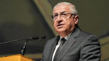 Milli Savunma Bakanı Yaşar G&uuml;ler'den Yeni Yıl Mesajı: 'Ter&ouml;rs&uuml;z T&uuml;rkiye' Hedefi İ&ccedil;in Kararlıyız