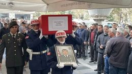 Motosiklet kazasında hayatını kaybeden &uuml;steğmen Kayseri&rsquo;de son yolculuğuna uğurlandı