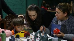 Muhasebeciydi, hayatı değişti! Kurduğu at&ouml;lye 25 kadının kaderini yeniden yazdı