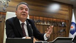 Muhittin B&ouml;cek Hastaneye Yatırıldı