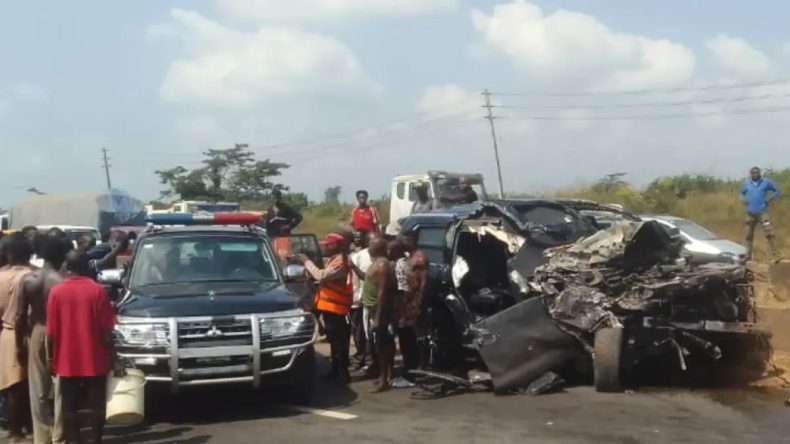 Nijerya’da Feci Zincirleme Kaza: 17 Can Kaybı