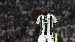 Onana'ya Kapılar Kapalı