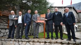 Ormana&rsquo;ya Gurur Tabelası Asıldı