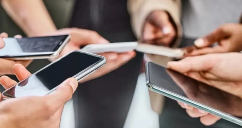 &Ouml;ğrencilere Vergisiz Telefon Fırsatı