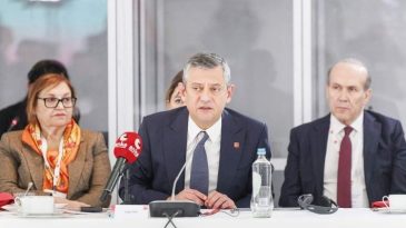 &Ouml;zel&rsquo;den Br&uuml;ksel mesajları: G&uuml;&ccedil;l&uuml; ve demokratik T&uuml;rkiye