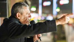 &Ouml;zg&uuml;r &Ouml;zel: Ge&ccedil;im Yoksa Se&ccedil;im Var