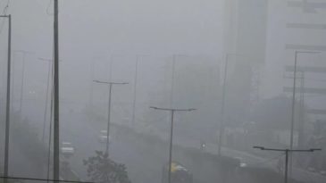 Pakistan'da Yoğun Sis, Art Arda Kazalara Sebep Oldu: 9 Kişi Hayatını Kaybetti