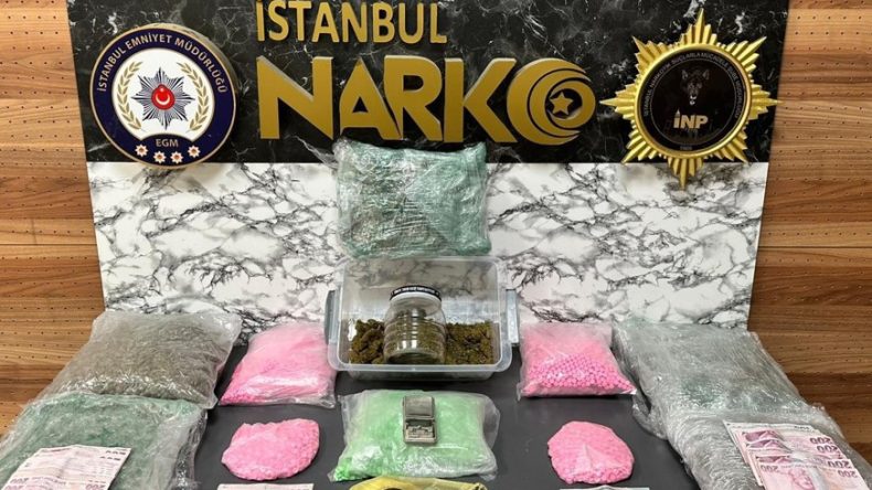 Pendik'te Uyuşturucu Operasyonu: 19 Bin 800 Hap Yakalandı, Bir G&ouml;zaltı