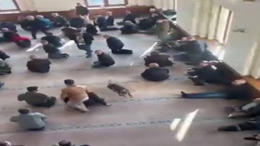 Pitbull Cami Cemaatinin Arasına Daldı; Sahibine Adli ve İdari İşlem Yapıldı