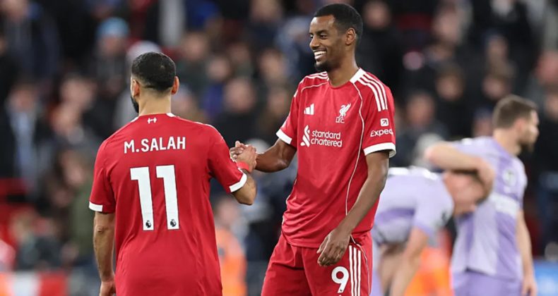 Premier Lig'de Liverpool ve Chelsea, İkişer Golle Galibiyete Ulaşmayı Başardı