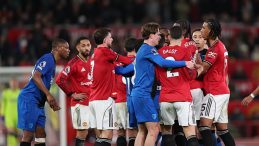 Premier Lig&rsquo;de 4-4'l&uuml;k nefes kesen karşılaşmada galip yok!