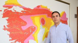 Prof. Dr. &Ouml;z&ccedil;elik: Akdeniz'deki Faylar Belirsiz!