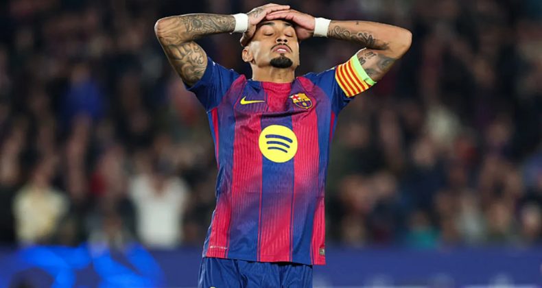 Raphinha'nın Eşinden FIFA'ya Sert Tepki: "Basketbolcu Mu Sandınız?"