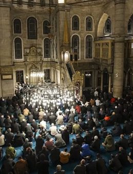 Regaip Kandili dualarla kutlandı