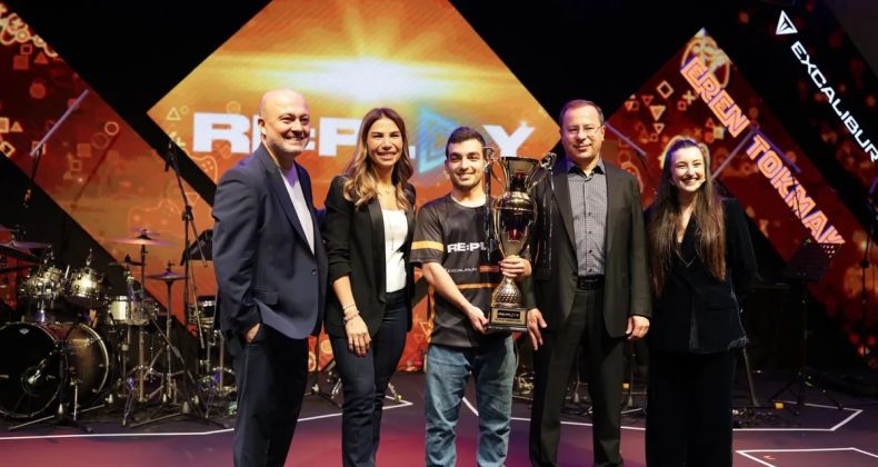 RE:PLAY Oyun Turnuvasının Final Gecesi Ger&ccedil;ekleşti