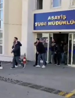 Sahte Polis Savcı &Ccedil;etesine B&uuml;y&uuml;k Operasyon: 25 Ş&uuml;pheli Tutuklandı