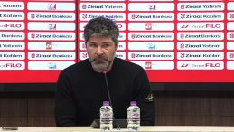 Sakaryaspor'un Yeni Teknik Direkt&ouml;r&uuml; Hakan Kutlu