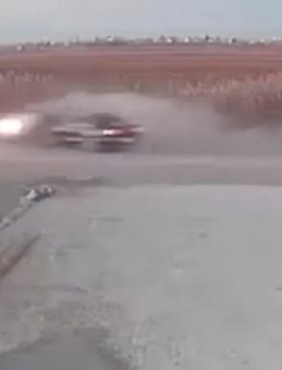 Şanlıurfa'da Korkun&ccedil; Kaza: İki Otomobil &Ccedil;arpıştı, 4'&uuml; &Ccedil;ocuk 8 Yaralı