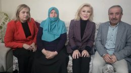 Şehit Ailesi Ter&ouml;rs&uuml;z T&uuml;rkiye İ&ccedil;in Destek Veriyor: Başka Canlar Yanmasın