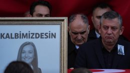 Şehzadeler Belediye Başkanı G&uuml;lşah Durbay'a Duygusal Veda