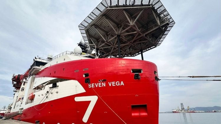 Seven Vega Gemisi, Doğalgaz İşleme Tesisi Kurulu Filyos Limanı&rsquo;nda