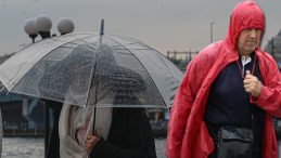 Sıcaklıklar 3 derece birden artıyor! Meteoroloji tarih verdi: Sağanak yağış geri geliyor! Hava bir anda değişecek