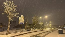 Şiddetli Kar Yağışı Nedeniyle Bazı Yollar Kapatıldı