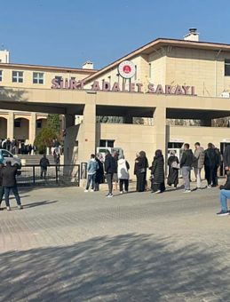 Siirt'te Tahlil Sonu&ccedil;larını Para Karşılığı Değiştiren 19 Ş&uuml;pheli Tutuklandı