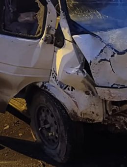 Sinop’ta Otomobil ve Minibüs Çarpışması: 1 Kişi Hayatını Kaybetti, 10 Kişi Yaralandı!