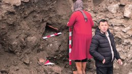 Site İnşaatında Heyecan Verici Keşif! &Ccedil;alışmalar Ge&ccedil;ici Olarak Durduruldu