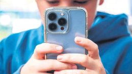 Siyasi Liderler Sosyal Medya Yasağını İnceliyor