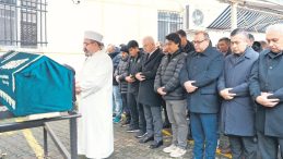 Şof&ouml;r Arkadaşının Hastalığı Nedeniyle Direksiyona Ge&ccedil;ti