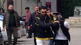 SON DAKİKA: Adana'da Kanlı Hesaplaşma! Eski Sevgiliyi &Ouml;ld&uuml;ren Katil, Ka&ccedil;mak İ&ccedil;in 5. Kattan 4. Kata Atladı