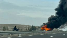 SON DAKİKA: Ankara'da Seyir Halindeki Yolcu Otob&uuml;s&uuml; Alev Alev Yandı