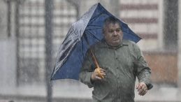 SON DAKİKA: Meteoroloji uyardı! Kuvvetli sağanak yağış kapıda! O tarihlerde şemsiyesiz dışarı &ccedil;ıkmayın!