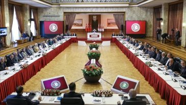 SON DAKİKA&hellip; AK Parti Ter&ouml;rs&uuml;z T&uuml;rkiye S&uuml;reci Raporunu TBMM Başkanlığı&rsquo;na Sunmuş Bulunuyor