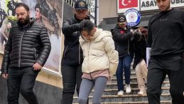 SON DAKİKA&hellip; İstanbul Sancaktepe&rsquo;de iki kadın kamerada: G&ouml;bek kilidini kırarak girdikleri evde&hellip;