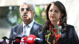 SON DAKİKA&hellip; Ter&ouml;rs&uuml;z T&uuml;rkiye s&uuml;recinde yeni gelişme: AK Parti ve DEM heyeti cumartesi g&ouml;r&uuml;şecek