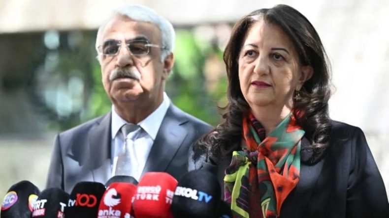 SON DAKİKA… Terörsüz Türkiye sürecinde yeni gelişme: AK Parti ve DEM heyeti cumartesi görüşecek